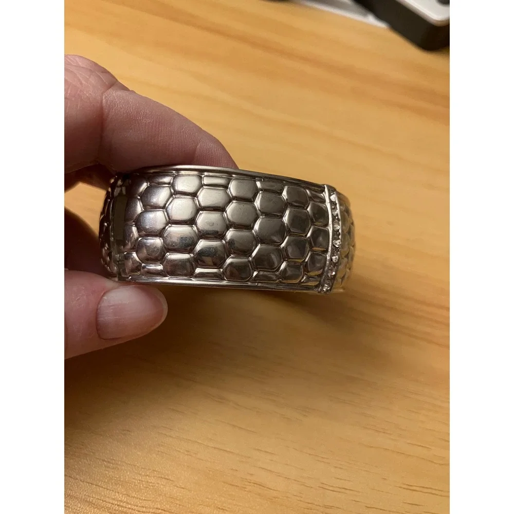 Vintage Silver-Tone Hinged Bangle Bracelet with‎ Rhinestones